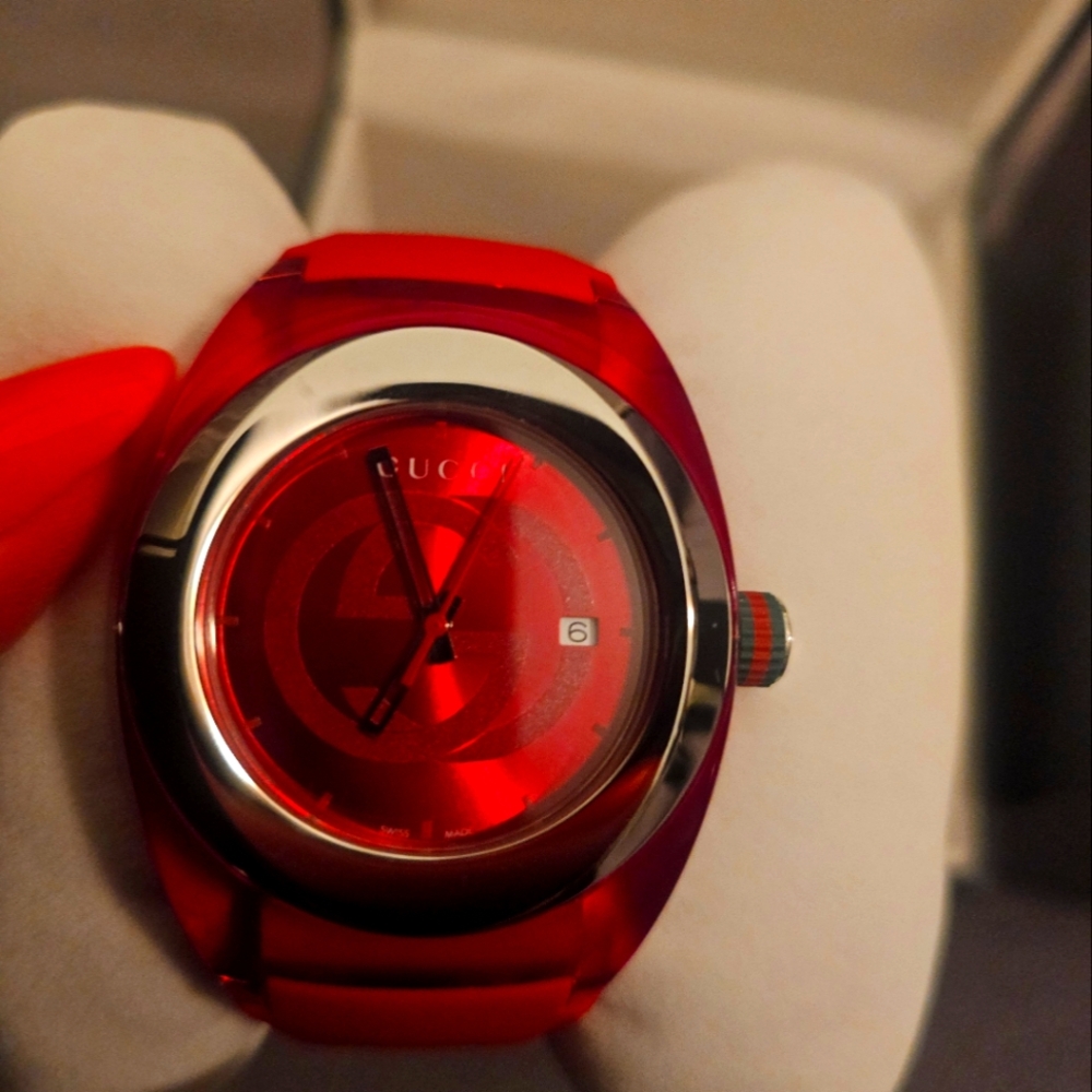 GUCCI Sync Stainless Steel & Rubber-Strap Watch. BRAND NEW